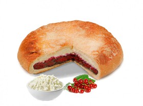 Пирог с творогом и красной смородиной - Фото
