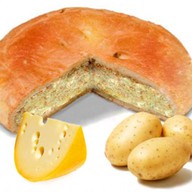 Пирог с картошкой и соленым сыром Фото
