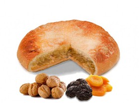 Пирог с орехом и сухофруктами - Фото