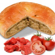 Пирог с говядиной и помидорами Фото
