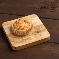 Перепечи с ветчиной и сыром 8 шт Фото