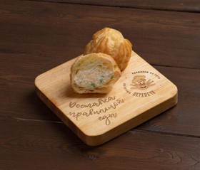 Профитроли с яйцом и зеленым луком - Фото