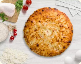 Пирог с курицей, сыром и томатами - Фото