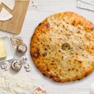 Пирог с сыром и грибами Фото