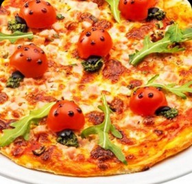 Праздничная пицца - Фото