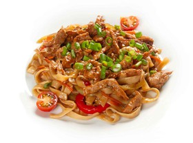 Wok лапша со свининой - Фото