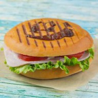 Панини с ветчиной и сыром Фото