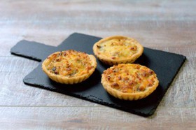 Киш с курицей и грибами - Фото