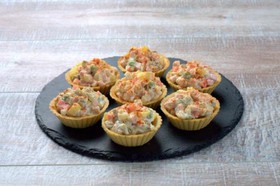 Салат "Оливье" в тарталетках - Фото