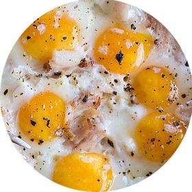 Деревенская яичница из перепелиных яиц - Фото