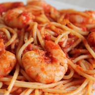 Спагетти с креветками Фото