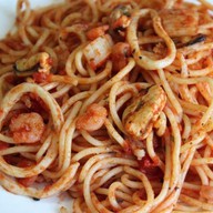 Спагетти с морепродуктами Фото