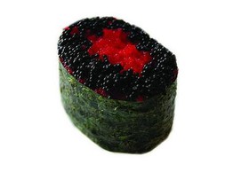 Гункан с красной и черной Тобико - Фото