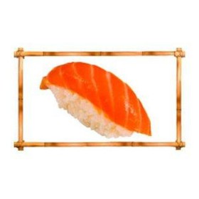 Суши с копчёным лососем - Фото