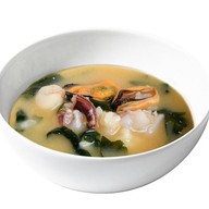 Мисо суп с морепродуктами Фото