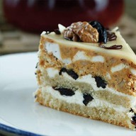 Торт с черносливом и грецким орехом Фото