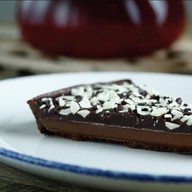 Торт шоколадно-карамельный Фото