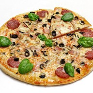 Пицца итальянская Фото
