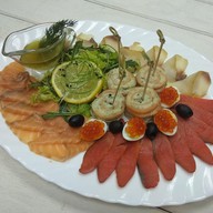 Синеморье - собранный рыбный деликатес Фото