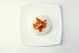 Рис с филе цыпленка в соусе - Фото
