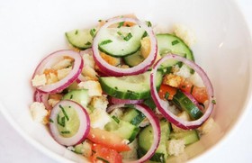 Салат овощной с цитрусовой заправкой - Фото