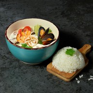 Том Кха с морепродуктами Фото