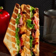 Сэндвич тостовый Ветчина Фото