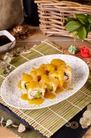 Темпура с креветкой и манго - Фото