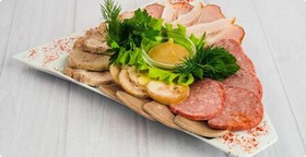 Мясная тарелка - Фото
