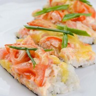 Суши-пицца с морепродуктами Фото