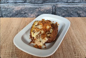 Клубень с курицей и грибами - Фото