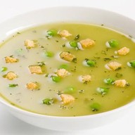Крем-суп гороховый с копченостям Фото