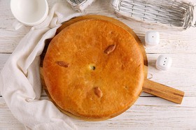 Пирог осетинский с судаком,сыром,грибами - Фото