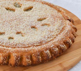 Пирог с черемухой и заварным кремом - Фото