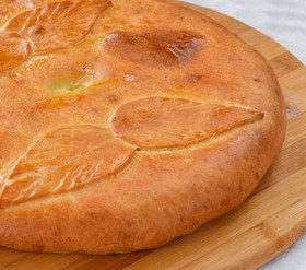 Татарский пирог с лососем и сыром - Фото