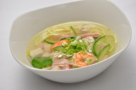 Индонезийский суп из трех деликатесов - Фото