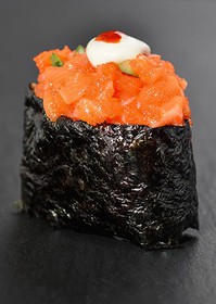 Спайс суши лосось - Фото