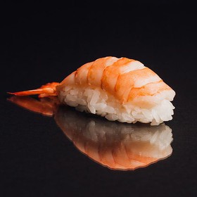 Суши с креветкой - Фото