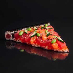 Пицца с тунцом и лососем - Фото