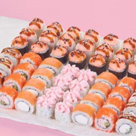 Вечер с подругой Фото