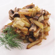 Картофель жареный с грибами и луком Фото