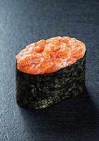 Суши гункан лосось - Фото