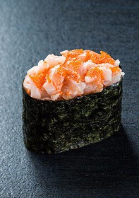 Суши гункан креветка - Фото