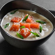 Крем-суп сливочный с лососем Фото