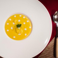 Сырный крем-суп с мускатом Фото
