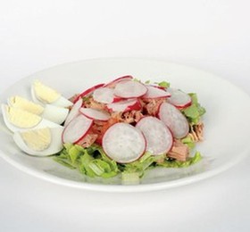 Салат с тунцом - Фото