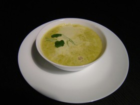 Крем-суп из зеленого горошка - Фото