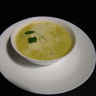 Крем-суп из зеленого горошка Фото