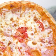 С беконом и ветчиной Фото