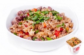 Рис со свининой и овощами - Фото